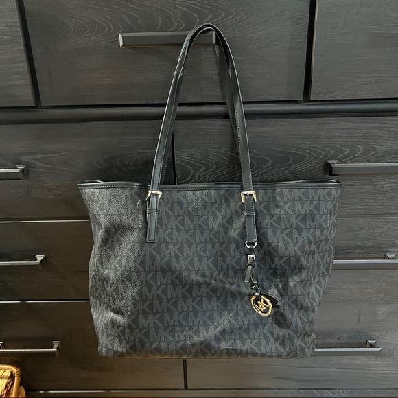 Michael Kors Large shoulder bag - Picture 1 of 5